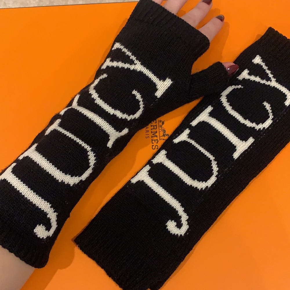 Juicy Couture Gloves